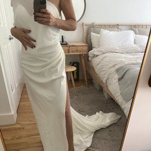 Elegant Australian Designer gown/wedding dress